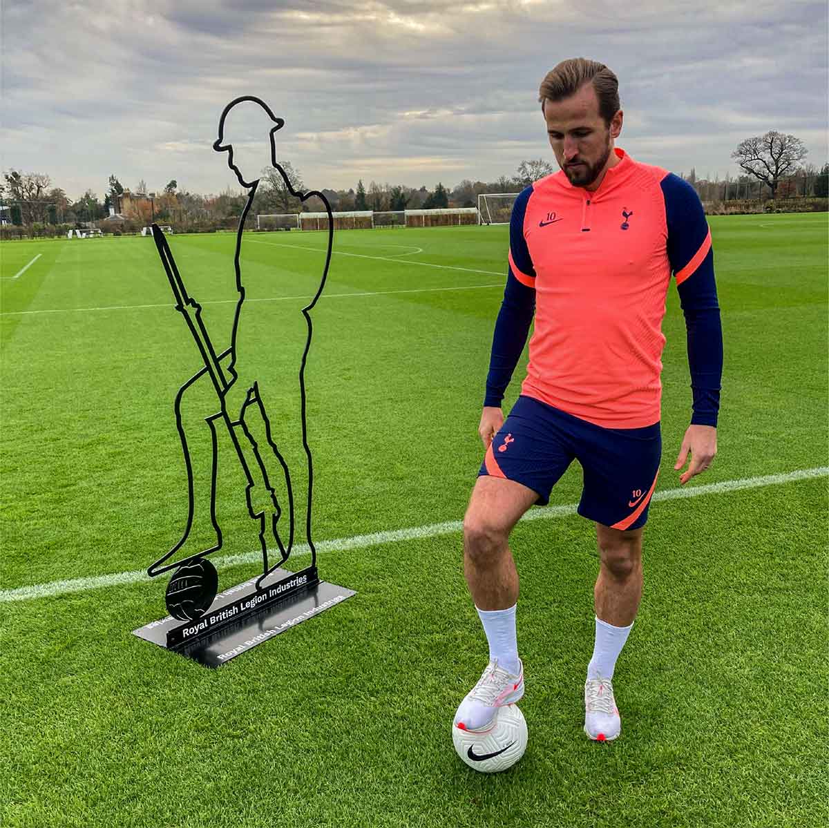 Harry Kane Tommy Club Patron